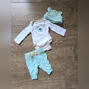 2/$15 New Cat & Jack NB outfit